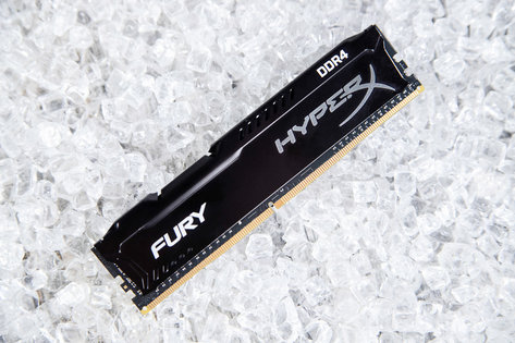 Набор памяти Kingston Fury DDR4 объемом 16 Гбайт