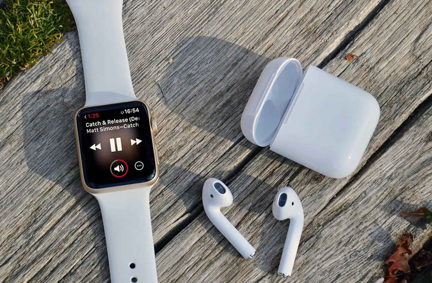 До 2023 Apple Watch и AirPods не догонит ни один конкурент