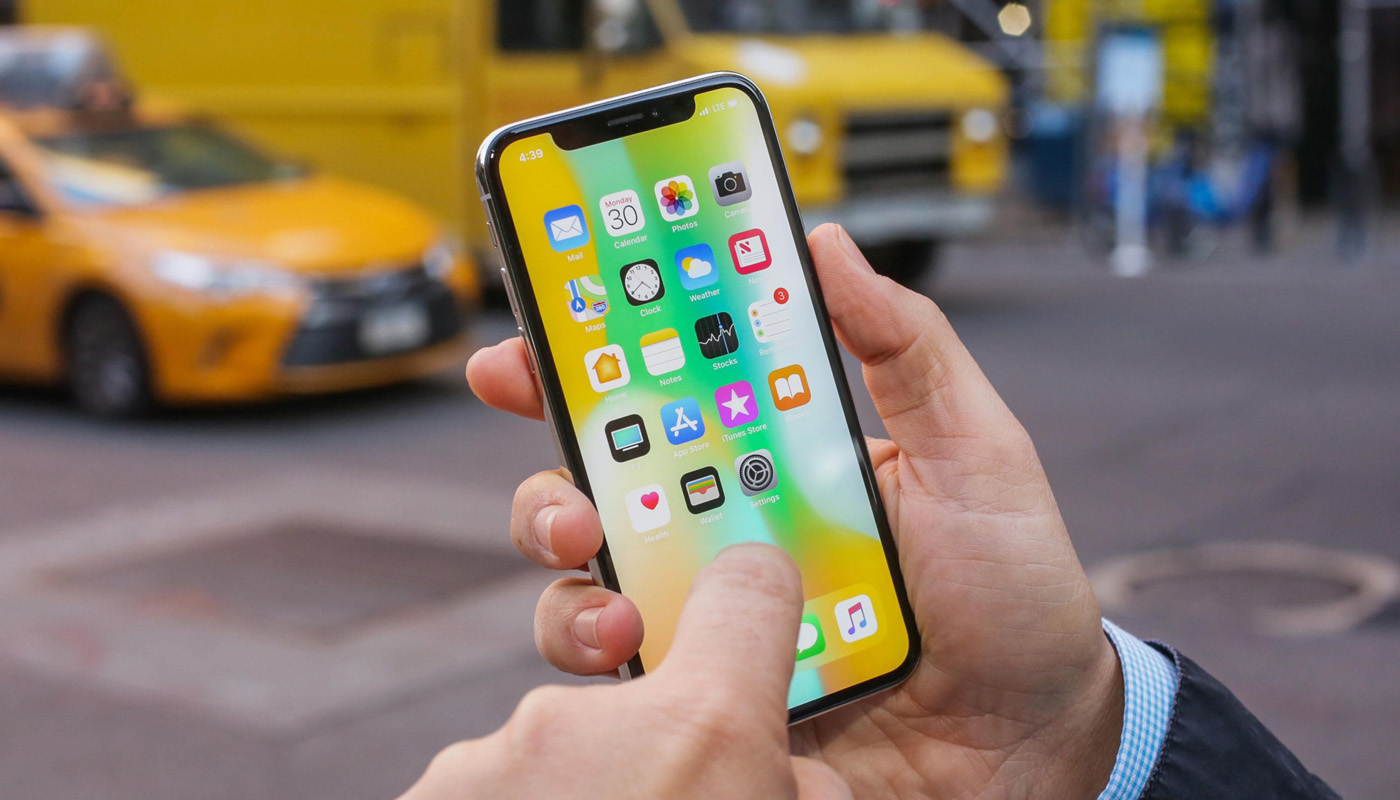 Apple добавит сенсор отпечатков пальцев под экран iPhone только в 2021 году