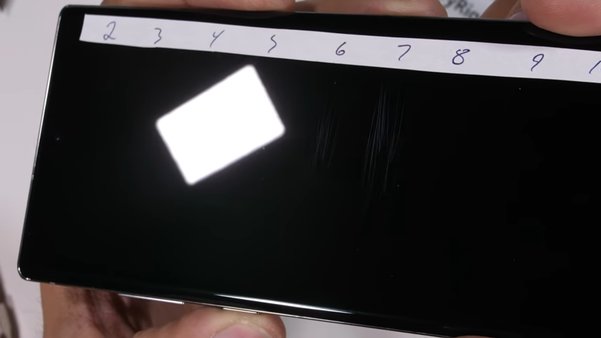 Samsung Galaxy Note 10+ протестировали на прочность