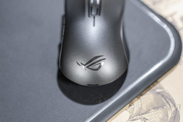 Героиня игровых ноутбуков: обзор ASUS ROG Strix Carry