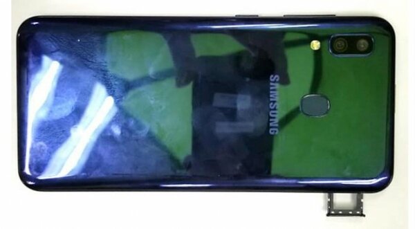 Дешёвый Galaxy M10s может потеснить Redmi Note 8