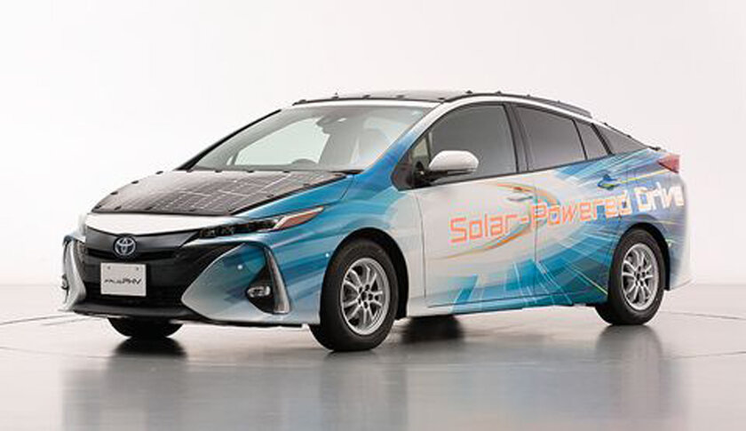 Toyota придумала электромобиль, который не нужно заряжать