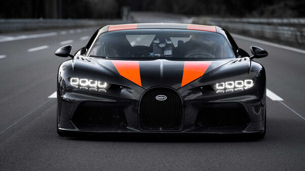 Как Bugatti Chiron удалось разогнать почти до 500 километров в час