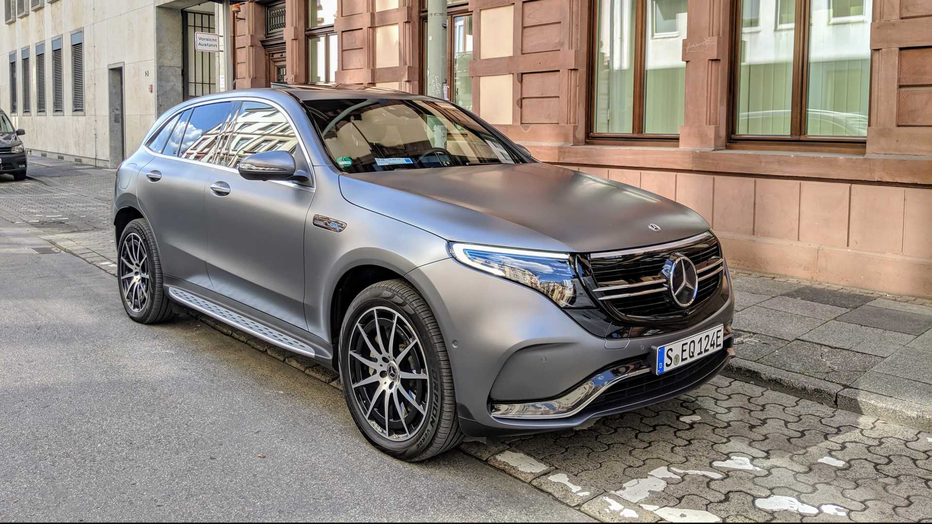 Mercedes EQC 2021