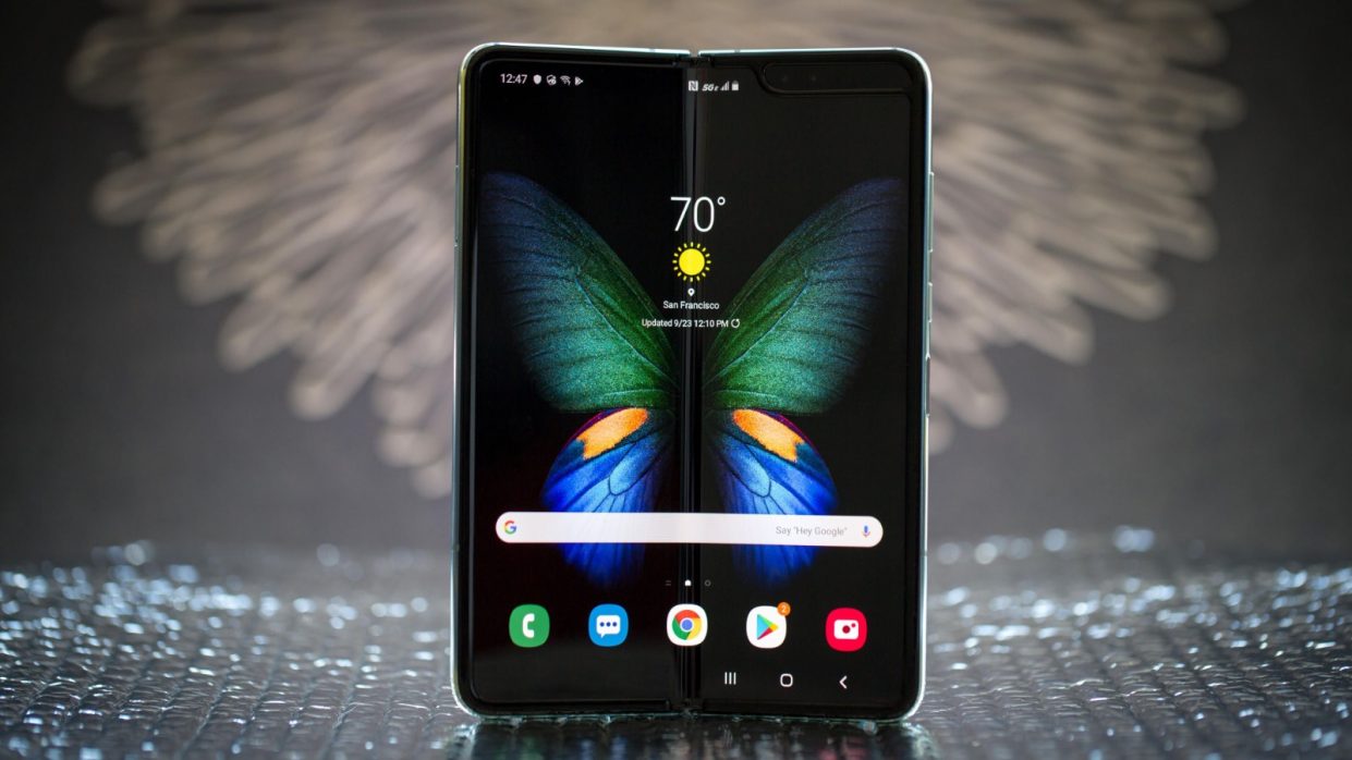 Следующее поколение Samsung Galaxy Fold должно выйти уже в апреле 2020 года