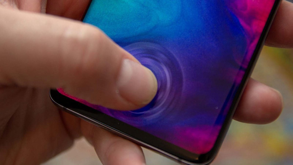 Samsung выпустила обновление, исправляющее баг с отпечатком пальца
