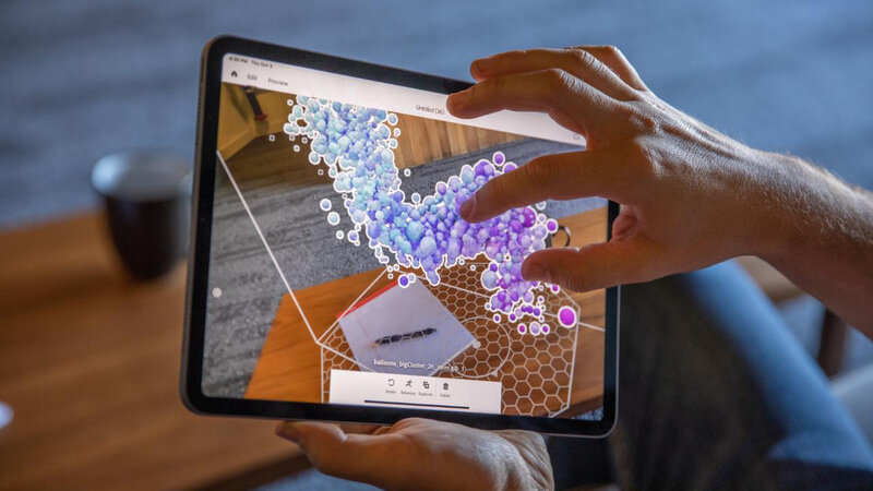 Adobe выпустила Photoshop для iPad и представила несколько новых приложений