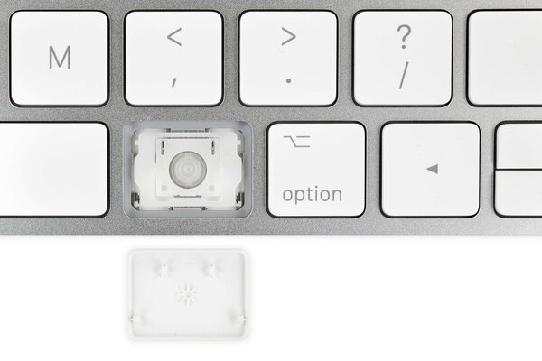 Клавиатура нового MacBook Pro 16" оказалась доработанной версией десктопной Magic Keyboard