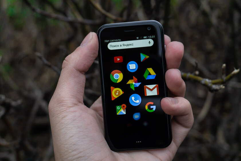 Обзор Palm Phone: микроскопический смартфон