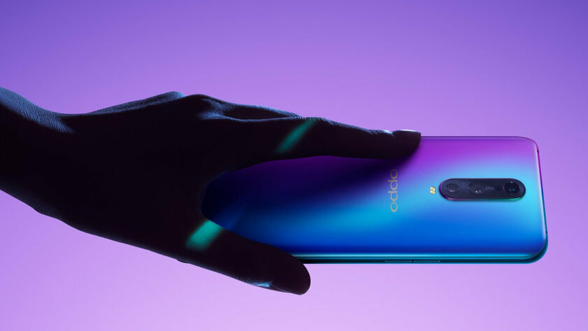 Опа! OPPO дарит подарки и скидки на смартфоны к Черной пятнице