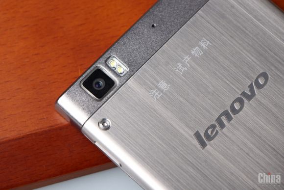Intel Atom уже в смартфоне Lenovo K 900