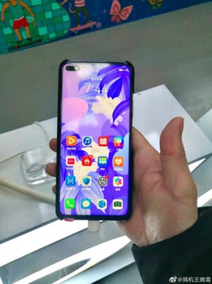 Huawei Nova 6 попал в сеть до анонса: у него большая дырка в экране