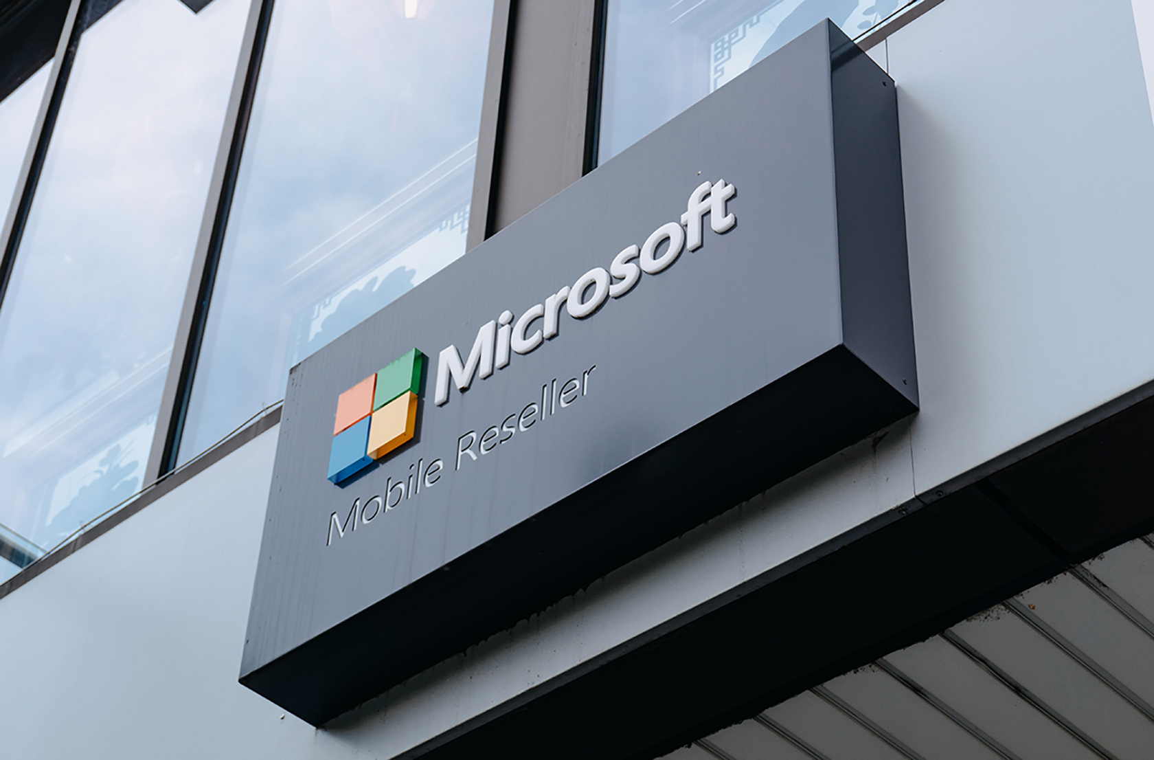 Microsoft изменила логотип Windows и дизайн иконок