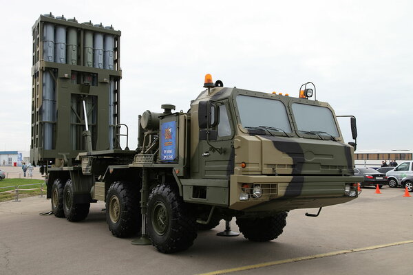Новейшая зенитная ракетная система поступила на вооружение российской армии