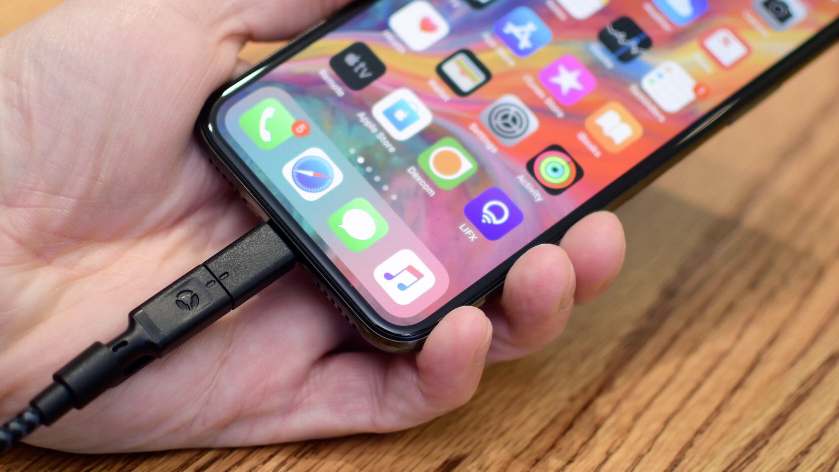 Apple не заменит Lightning на USB-С в iPhone ни в этом, ни в следующем году