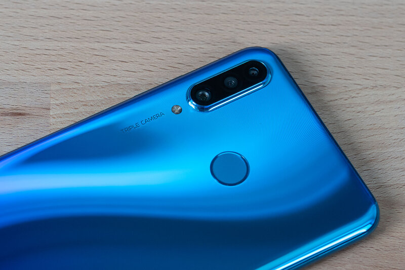 Обзор HONOR 20 Lite: комфорт на каждый день