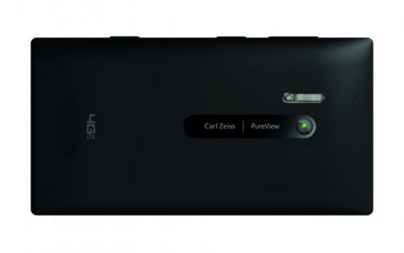 Nokia объявляет о флагмане Lumia 928, доступном 16 мая за 0
