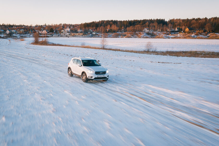 Шведский красавец. Тест-драйв Volvo XC40 2019