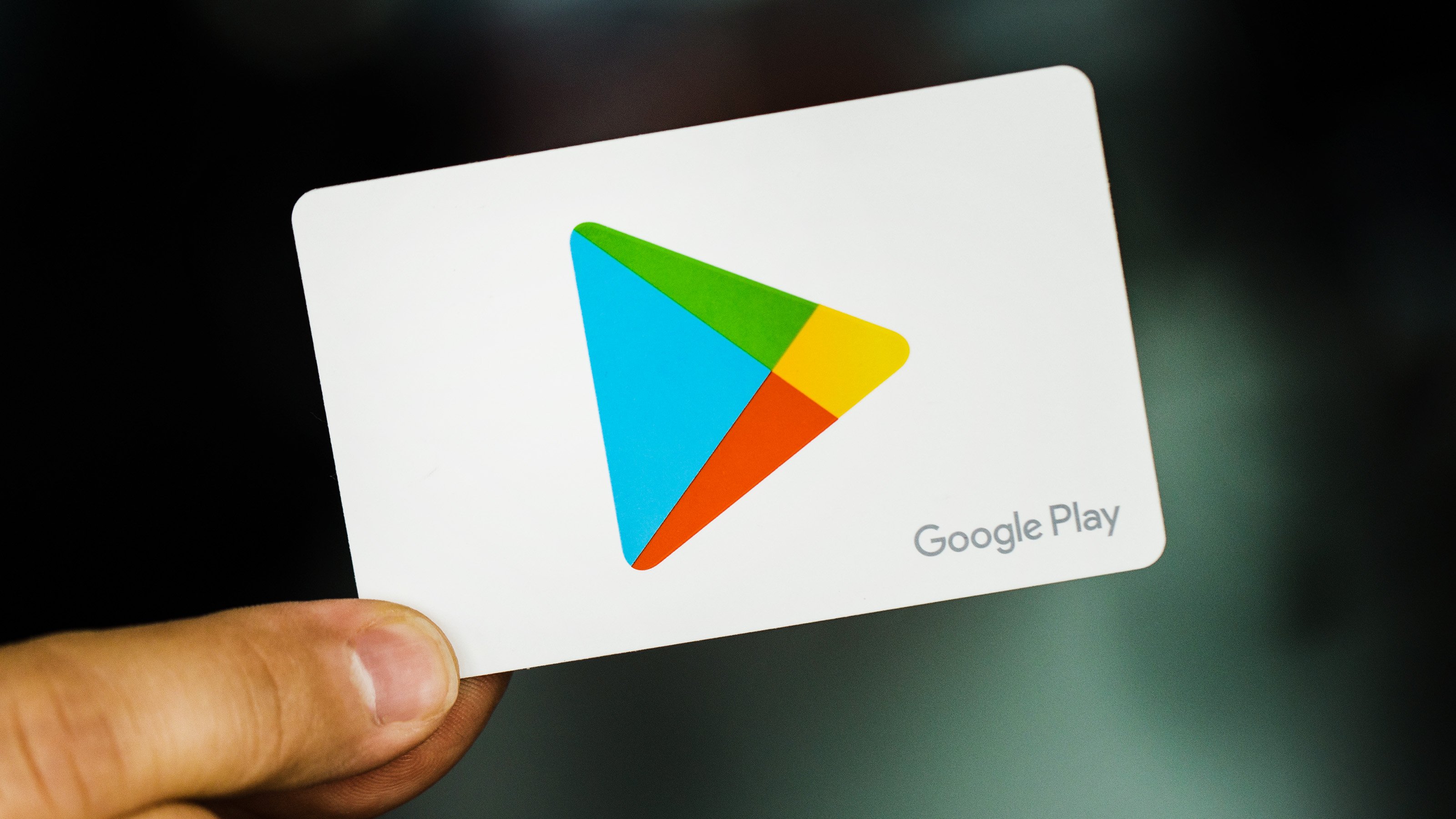 Из Google Play удалили 600 приложений, которые показывали «разрушительную» рекламу