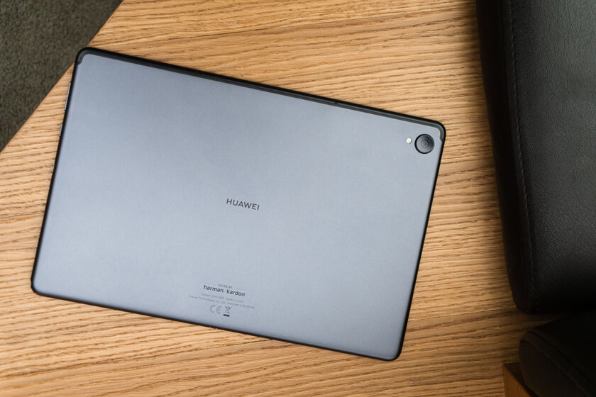 Обзор Huawei MediaPad M6 10.8: действительно конкурент бюджетному iPad?