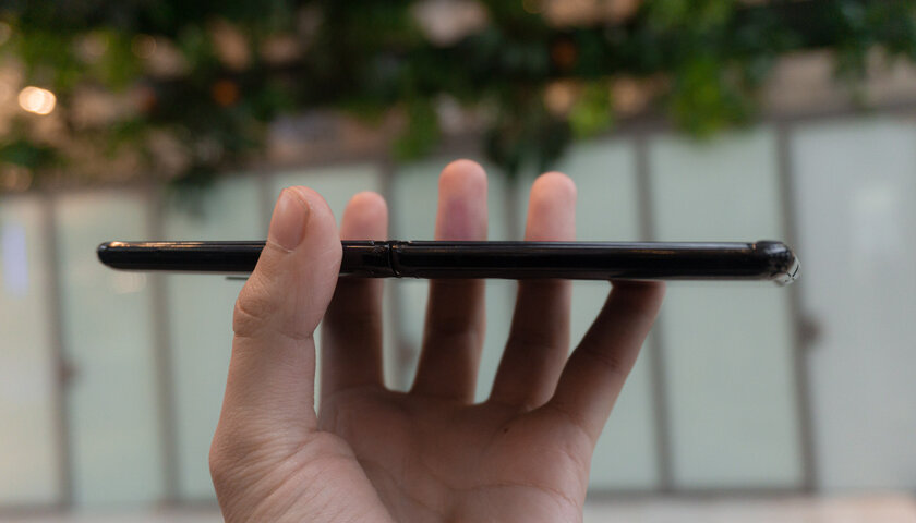 Попробовал Galaxy Z Flip: неподдельные впечатления от раскладушки с гибким экраном
