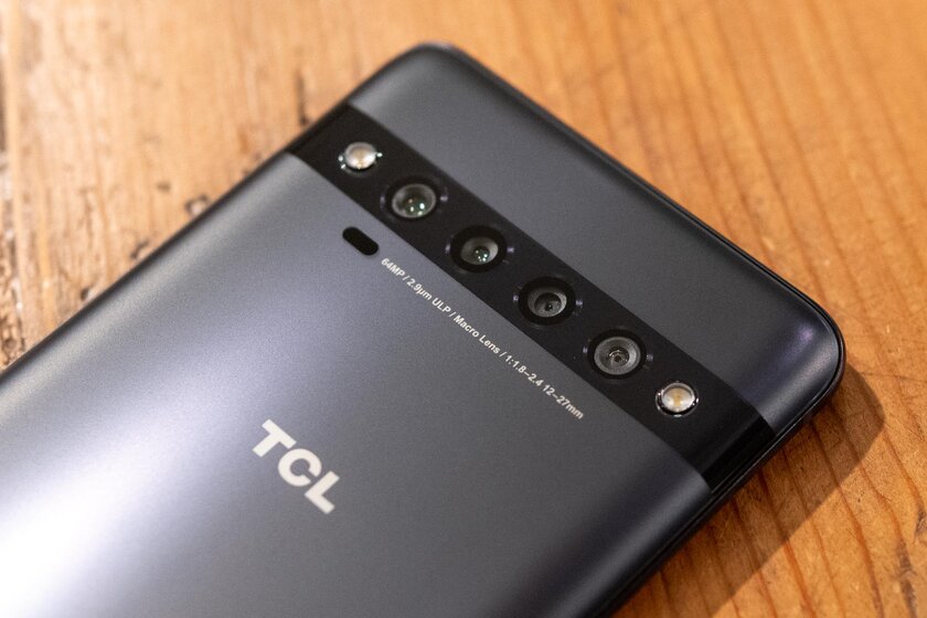 TCL: первый смартфон с 5G и пара героев из среднего сегмента