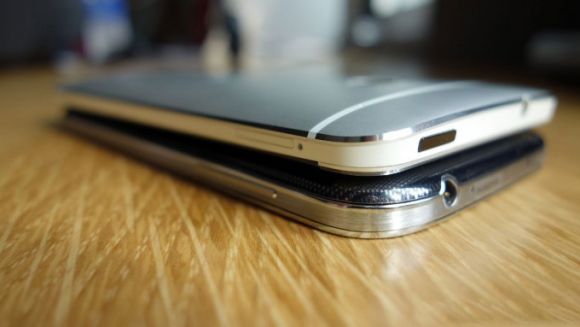 Битва Титанов: SAMSUNG Galaxy S IV vs HTC One