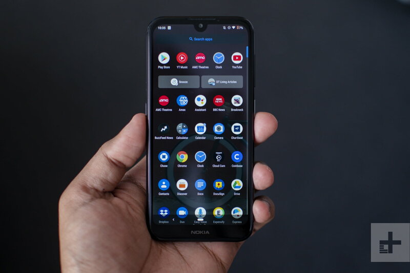 Какой компактный смартфон выбрать в 2020 году: лучшие модели и дешёвые варианты