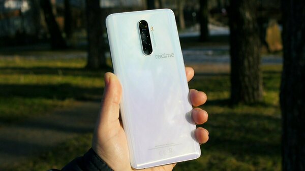 Какой смартфон купить в июне 2020: лучшие модели на любой бюджет — Лучший смартфон до 40 000 рублей — OnePlus 7T. 4