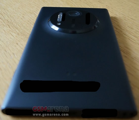 Больше фоток Nokia Lumia EOS