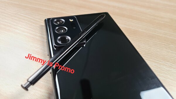 Первые фото Galaxy Note20: тончайшие рамки и массивная выпирающая камера