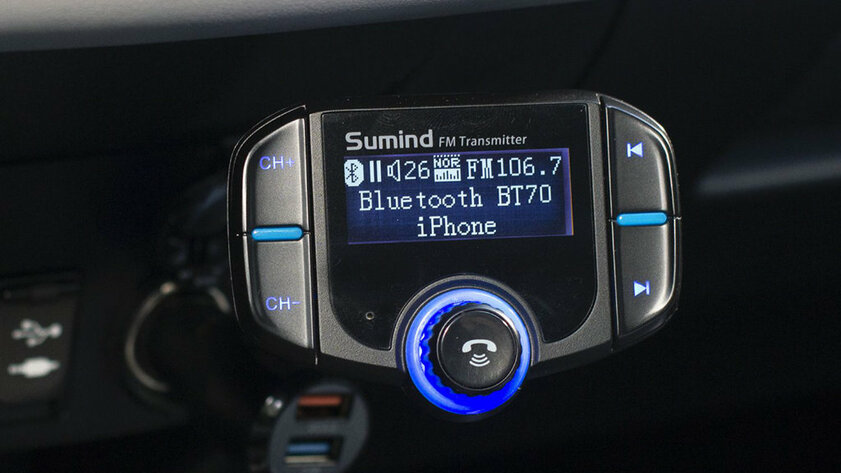 Как передавать музыку с телефона на магнитолу автомобиля: 6 способов