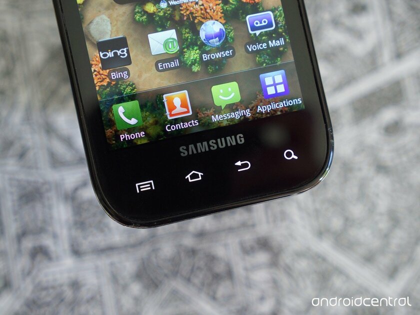 Ретрообзор Samsung Galaxy S: добро пожаловать в 2009 год