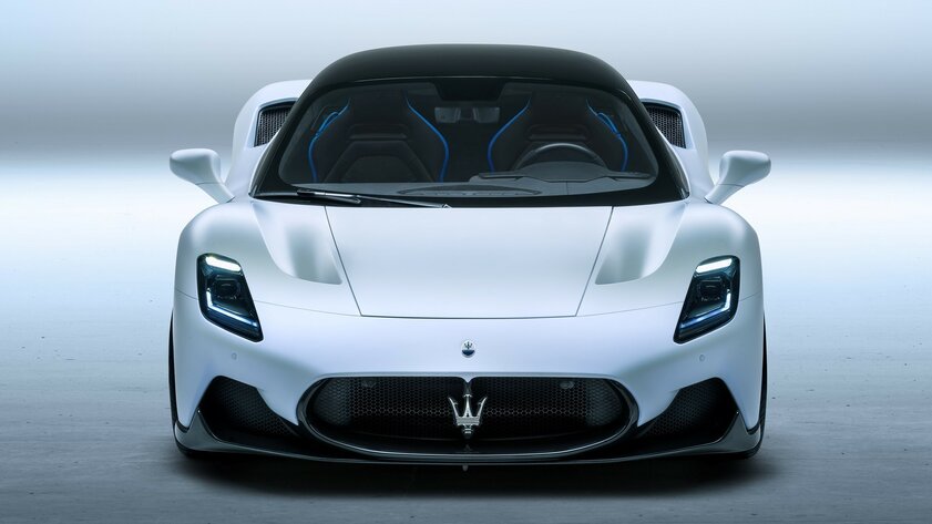 Maserati представила суперкар MC20: он будет выпущен и в формате электрокара