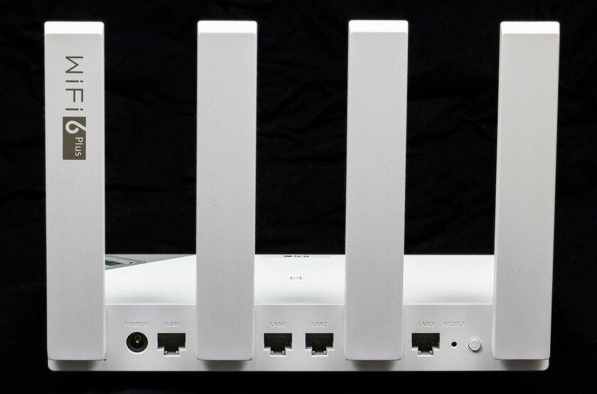 Качественный роутер с Wi-Fi 6 занедорого — тестируем новинку от Huawei