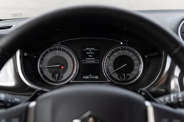 Тест-драйв Suzuki Vitara '20: отзывчивый мотор и узнаваемость на дороге