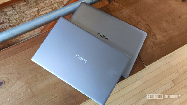 Ноутбук, который работает на мощностях подключаемого смартфона. Обзор NexDock Touch