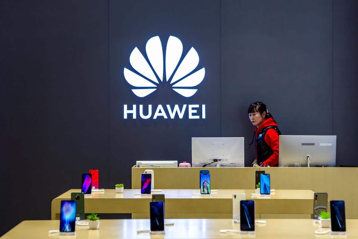 Из лидеров в аутсайдеры: доля Huawei на рынке смартфонов может упасть до 4% уже в 2021 году