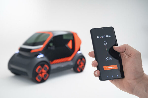 Renault представил EZ-1: двухместный авто для каршеринга