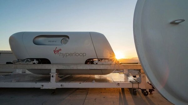 Virgin Hyperloop показала на видео, как будет выглядеть путешествие на транспорте будущего