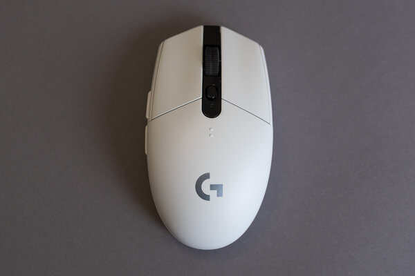 Обзор Logitech G305. Игровая мышка в офисном корпусе