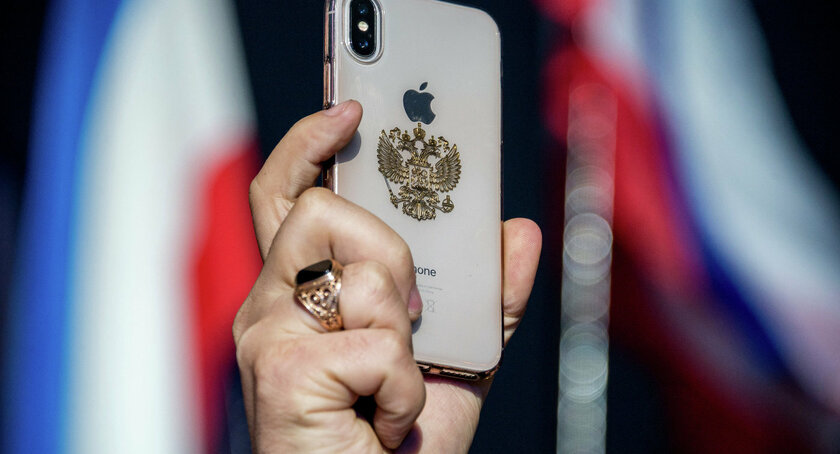 Apple согласилась предустанавливать российский софт на iPhone