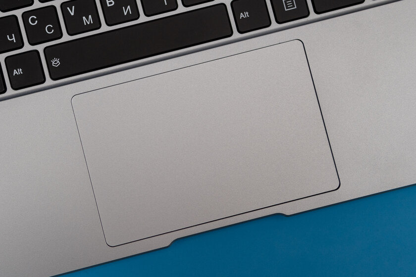 Обзор Prestigio SmartBook 133 C4: бесшумный, но совершенно не торопливый ноутбук
