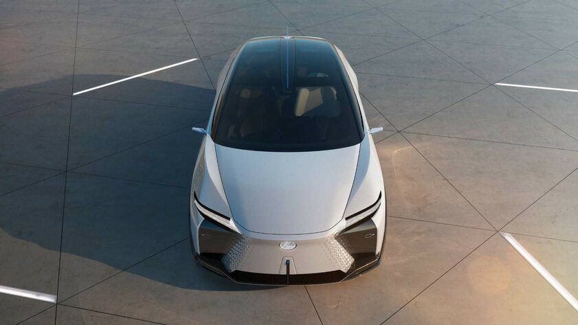 Lexus показала концепт-кар LF-Z: это будущее электрокаров компании