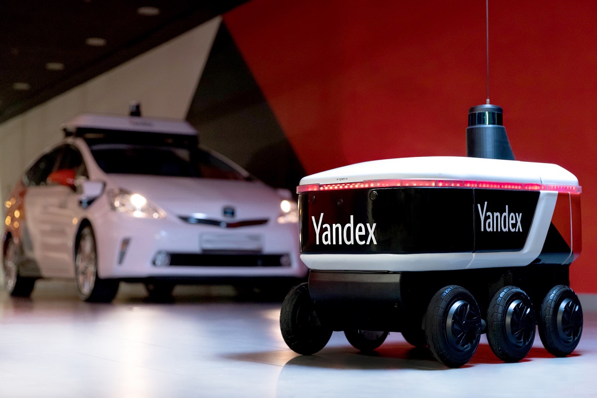 Роботы-доставщики Яндекса теперь работают и со сторонними магазинами