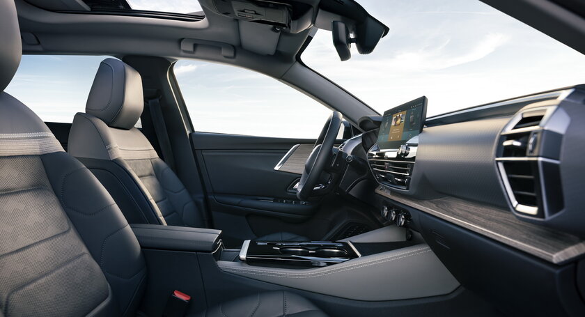 Citroen представила флагманский C5 X: со стильным кузовом и новейшим автопилотом