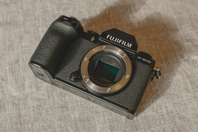 Обзор Fujifilm X-S10: для тех, кто на другой системе