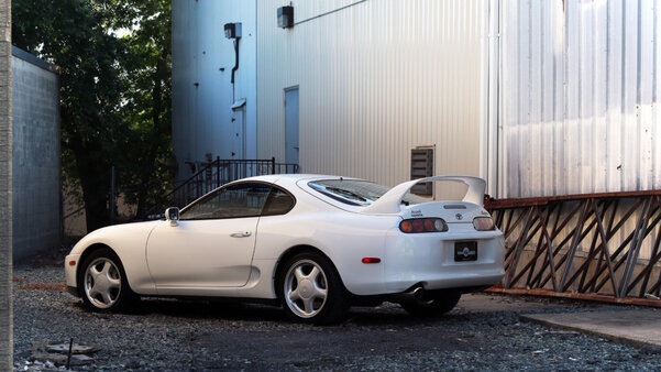 Самые крутые авто из всех Форсажей: в каких играх на них можно поездить