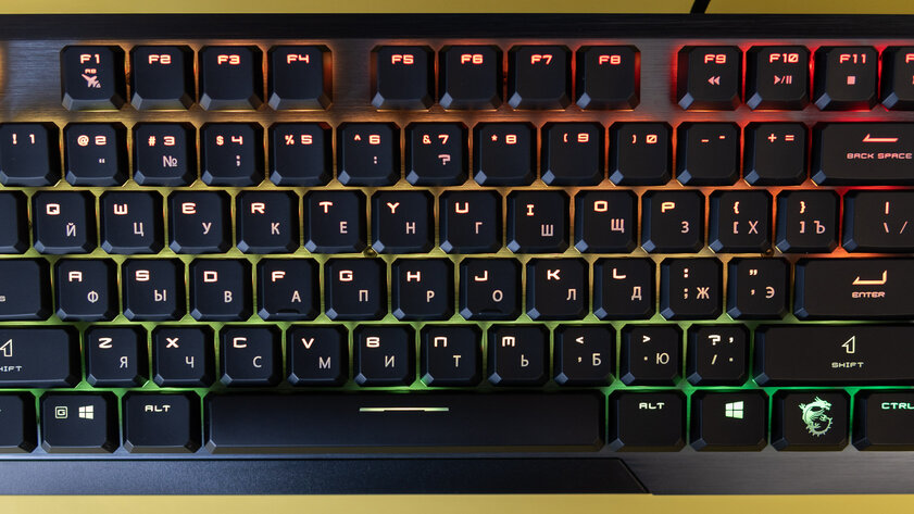 Низкий профиль и 8-угольные колпачки: обзор необычной клавиатуры MSI Vigor GK50 — Индивидуальная подсветка каждой клавиши. 1
